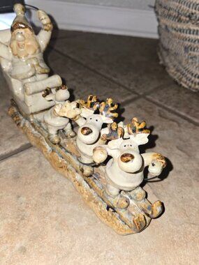 VTG Kirkland's St. Nicholas Edition Santa Sleigh w/3 Reindeer on Skis Ceramic